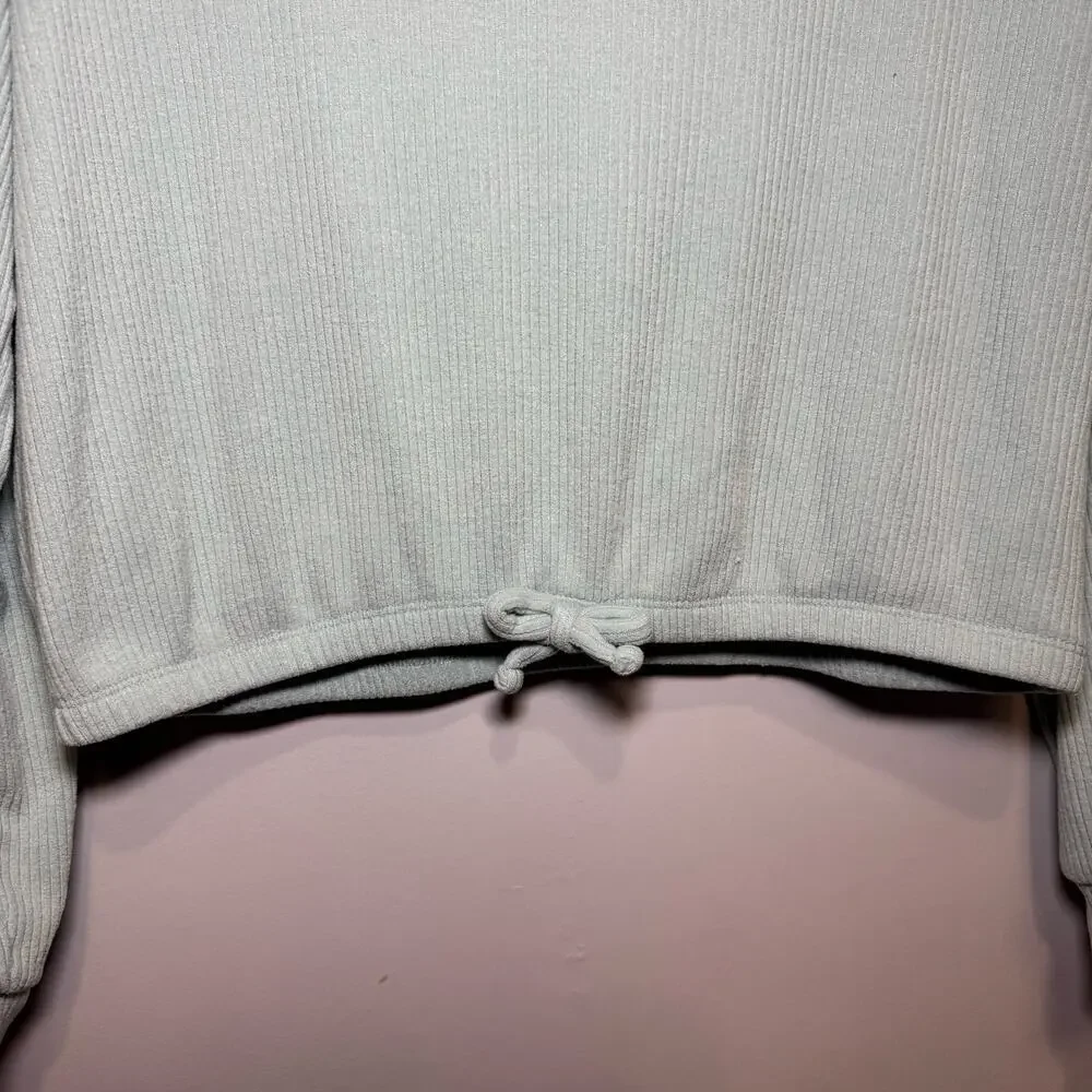 Old Navy girl’s cozy cinched-hem rib-knit top. Size XL‎ (14-16)
